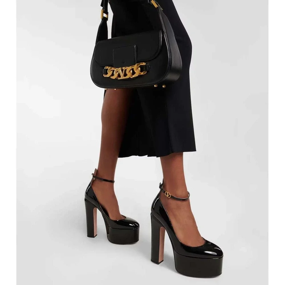 Valentino Garavani Tan-Go Black Patent Leather Platform Block Heel Pumps 38/7.5